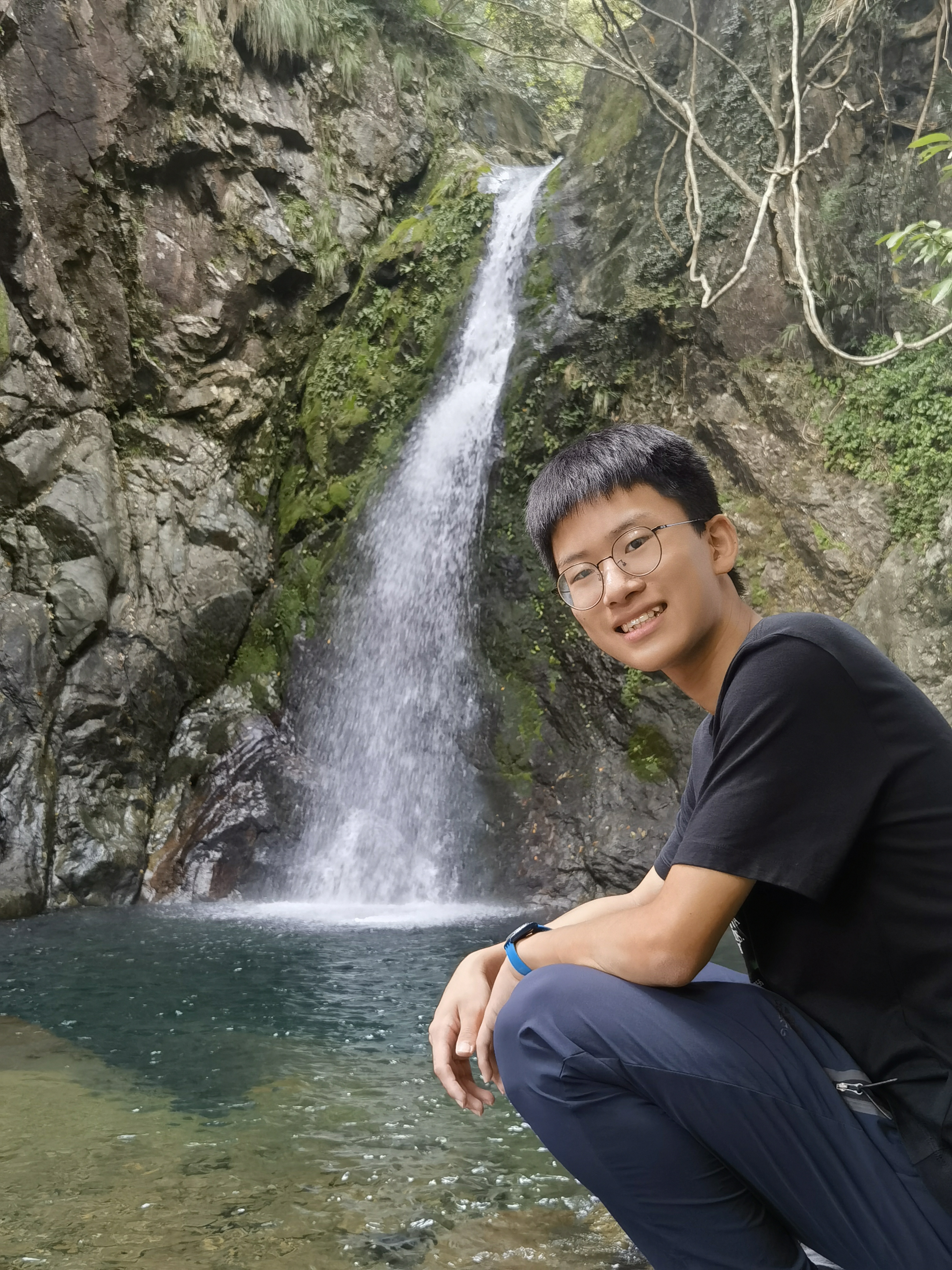 Portrait of Zheqi Zheng